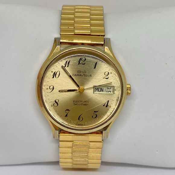 VTG Caravelle by Bulova Watch Mens 37mm Set O Matic Gold Tone Day Date running - Picture 1 of 9